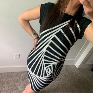 BCBGMAXAZRIA mini Summer dress Sz S Black white